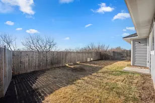 105 Tranchet Dr, Georgetown, TX 78626 - Photo 25