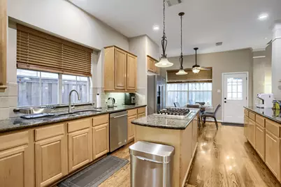 4147 E Northampton Place, Houston, TX 77098 - Photo 17