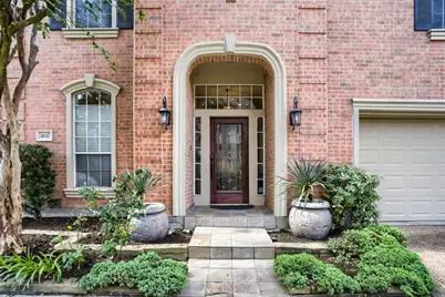 4147 E Northampton Place, Houston, TX 77098 - Photo 3
