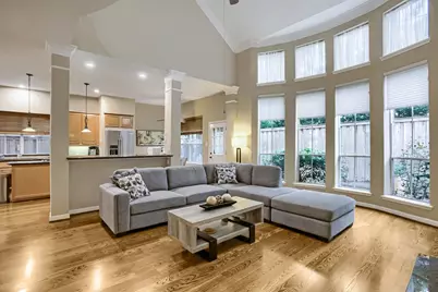 4147 E Northampton Place, Houston, TX 77098 - Photo 5