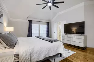 4147 E Northampton Pl, Houston, TX 77098 - Photo 25
