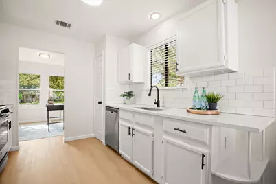 6002 Abilene Trail, Austin, TX 78749 - Photo 11