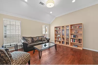 12909 Majestic Oaks Drive, Austin, TX 78732 - Photo 7