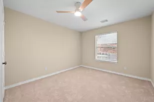 12909 Majestic Oaks Dr, Austin, TX 78732 - Photo 27