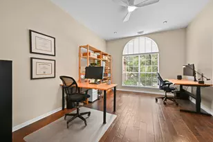 12909 Majestic Oaks Dr, Austin, TX 78732 - Photo 11
