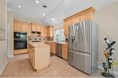 12909 Majestic Oaks Drive, Austin, TX 78732 - Photo 19
