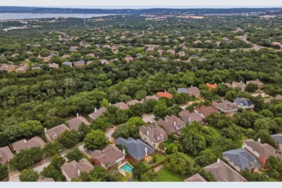 12909 Majestic Oaks Drive, Austin, TX 78732 - Photo 39