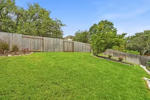 12909 Majestic Oaks Dr, Austin, TX 78732 - Photo 35