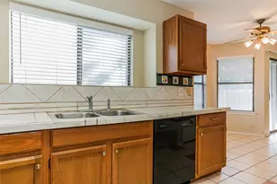2211 Rick Whinery Dr, Austin, TX 78728 - Photo 9