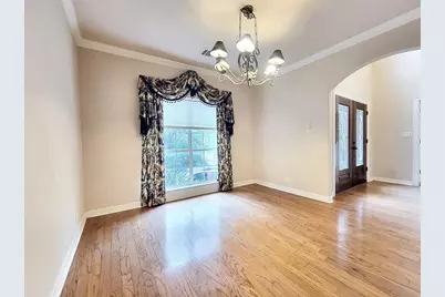 10526 Grand Oak Circle, Austin, TX 78750 - Photo 5