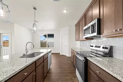 552 Gus Loop, Georgetown, TX 78626 - Photo 7