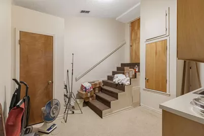 345 W Bell Avenue, Rockdale, TX 76567 - Photo 19