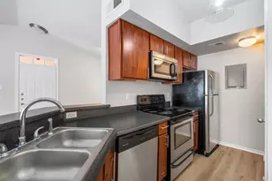 6804 N Capital Of Tx, Austin, TX 78731 - Photo 21