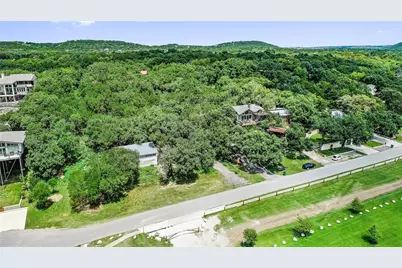 10306 Lakeside Drive, Jonestown, TX 78645 - Photo 5