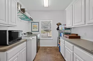 10978 W Cave Blvd, Dripping Springs, TX 78620 - Photo 25