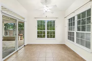 100 Vail Ct, Georgetown, TX 78633 - Photo 9