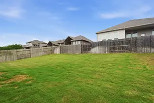 154 Ashleaf Dr, Buda, TX 78610 - Photo 31