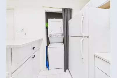 806 W 24th Street #114, Austin, TX 78705 - Photo 25