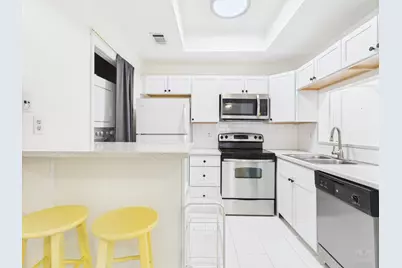 806 W 24th Street #114, Austin, TX 78705 - Photo 3