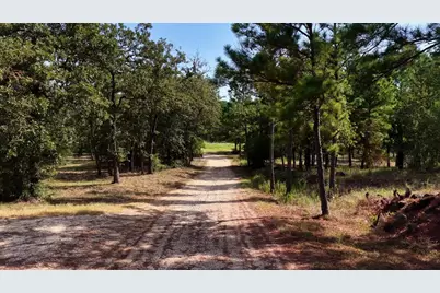 218 Little Ranch Road, Red Rock, TX 78662 - Photo 11