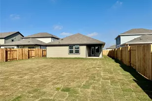 141 Boondoggle Rdg, Cedar Creek, TX 78612 - Photo 5