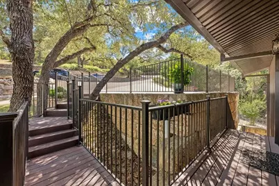 19833 Lakehurst Loop, Spicewood, TX 78669 - Photo 15