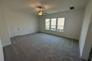 182 Five Mile Crk Wy, Kyle, TX 78640 - Photo 11