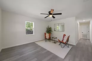 4711 Bandera Rd, Austin, TX 78721 - Photo 9