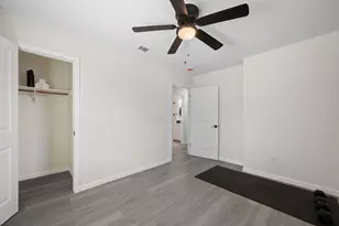 4711 Bandera Rd, Austin, TX 78721 - Photo 15