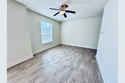 2216 Creekside Lane #B, Georgetown, TX 78626 - Photo 11