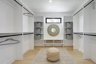 8300 Hathaway Dr, Austin, TX 78757 - Photo 23