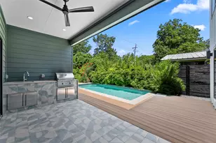 8300 Hathaway Dr, Austin, TX 78757 - Photo 17