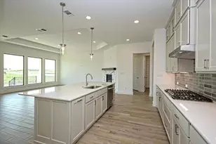 217 Scofield Ave, Georgetown, TX 78628 - Photo 9