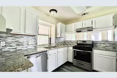 2501 Kathleen Cove, Leander, TX 78641 - Photo 7