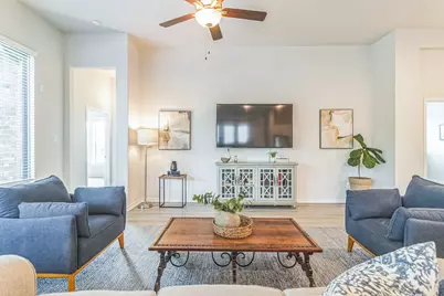 7901 Sunrise Ravine Pass, Lago Vista, TX 78645 - Photo 17