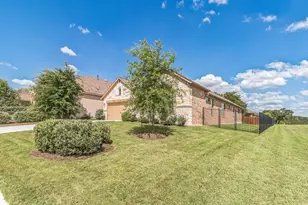 7901 Sunrise Ravine Pass, Lago Vista, TX 78645 - Photo 33