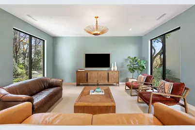 4 Westgate Circle, Austin, TX 78746 - Photo 9