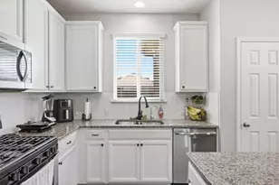 212 Russet Trl, Georgetown, TX 78628 - Photo 25