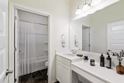 1001 McCormick Cove, Hutto, TX 78634 - Photo 17