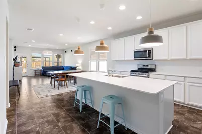 1001 McCormick Cove, Hutto, TX 78634 - Photo 5