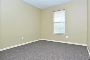 554 E Cedar St, Bertram, TX 78605 - Photo 13