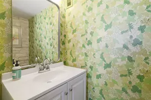 1818 Vance Cir, Austin, TX 78701 - Photo 15