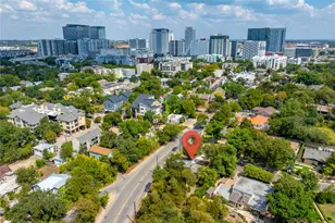 1818 Vance Cir, Austin, TX 78701 - Photo 29