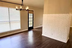 1920 White Oak Cir, Round Rock, TX 78681 - Photo 5