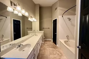 1920 White Oak Cir, Round Rock, TX 78681 - Photo 11