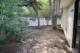 1920 White Oak Cir, Round Rock, TX 78681 - Photo 17