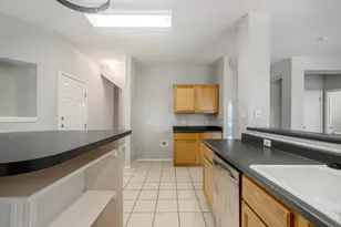 4229 Kingsburg Dr, Round Rock, TX 78681 - Photo 13