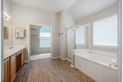 4229 Kingsburg Drive, Round Rock, TX 78681 - Photo 23