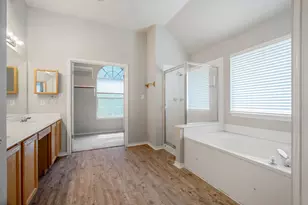 4229 Kingsburg Dr, Round Rock, TX 78681 - Photo 23