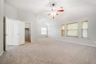 4229 Kingsburg Dr, Round Rock, TX 78681 - Photo 19